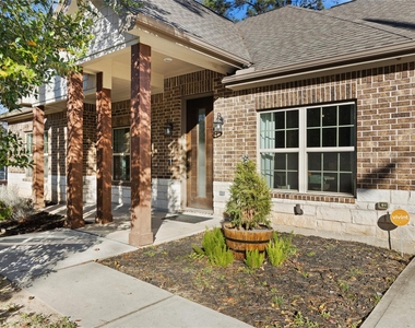 12140 Goliad Lane - Photo Thumbnail 1