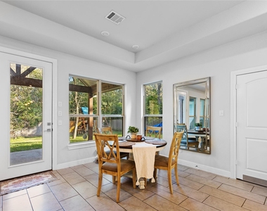 12140 Goliad Lane - Photo Thumbnail 8