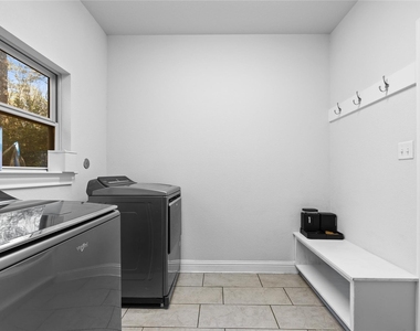 12140 Goliad Lane - Photo Thumbnail 22