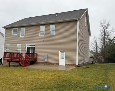 512 Paddle Creek Drive - Photo Thumbnail 39