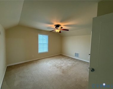 512 Paddle Creek Drive - Photo Thumbnail 34