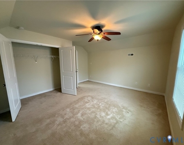 512 Paddle Creek Drive - Photo Thumbnail 35