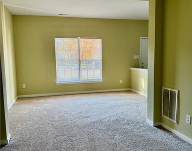 1408 New Haven Court - Photo Thumbnail 3