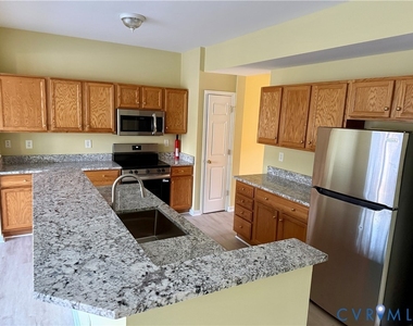 1408 New Haven Court - Photo Thumbnail 5