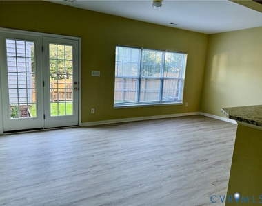 1408 New Haven Court - Photo Thumbnail 6