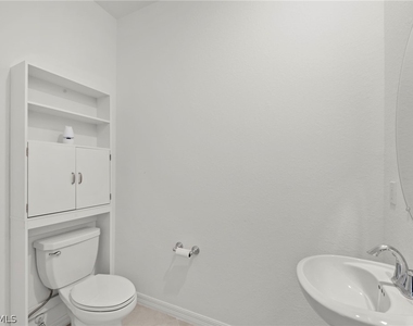 2827 Blossom Way - Photo Thumbnail 23