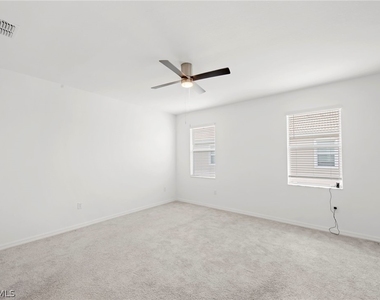 2827 Blossom Way - Photo Thumbnail 24