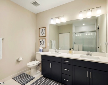 26331 Coco Cay Circle - Photo Thumbnail 29