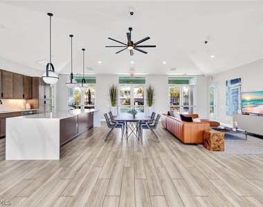 26331 Coco Cay Circle - Photo Thumbnail 4