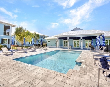 26331 Coco Cay Circle - Photo Thumbnail 14