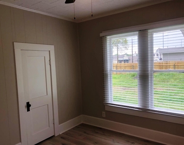 3022 School Street - Photo Thumbnail 20
