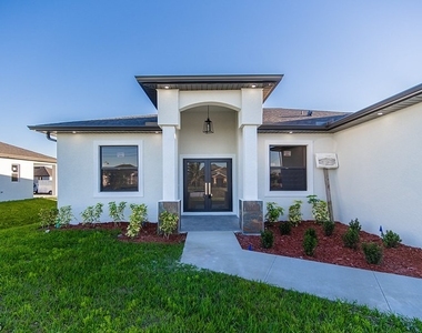 3313 36th Street Sw - Photo Thumbnail 3