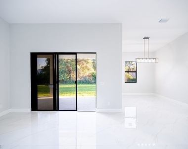 3313 36th Street Sw - Photo Thumbnail 10