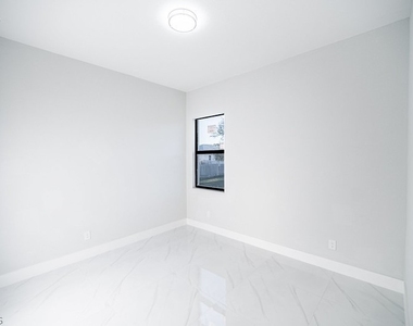 3313 36th Street Sw - Photo Thumbnail 18