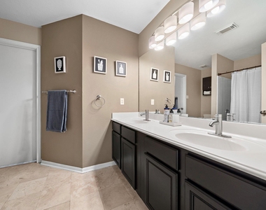 18315 Beaverdell Drive - Photo Thumbnail 10