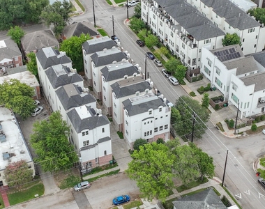 4114 Driscoll Street - Photo Thumbnail 40