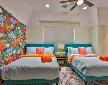4114 Driscoll Street - Photo Thumbnail 21