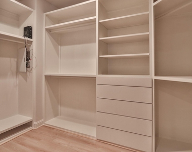 4114 Driscoll Street - Photo Thumbnail 25