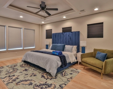 4114 Driscoll Street - Photo Thumbnail 22