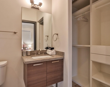 4114 Driscoll Street - Photo Thumbnail 38