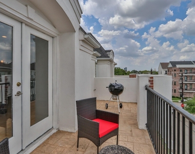 4114 Driscoll Street - Photo Thumbnail 44