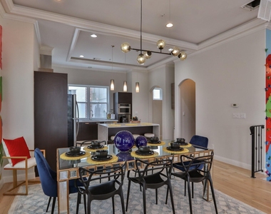 4114 Driscoll Street - Photo Thumbnail 1