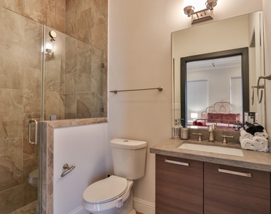 4114 Driscoll Street - Photo Thumbnail 37