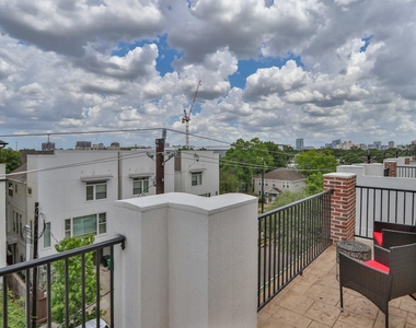 4114 Driscoll Street - Photo Thumbnail 42
