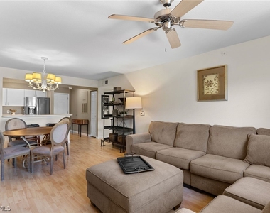 8274 Key Royal Circle - Photo Thumbnail 9
