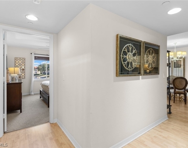 8274 Key Royal Circle - Photo Thumbnail 13