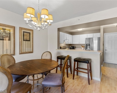8274 Key Royal Circle - Photo Thumbnail 7