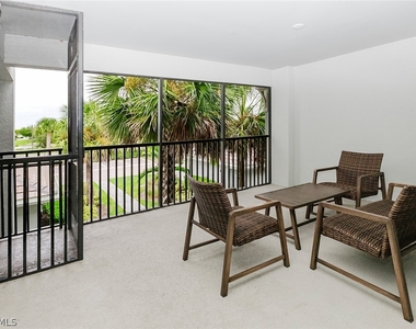 6082 National Boulevard - Photo Thumbnail 25