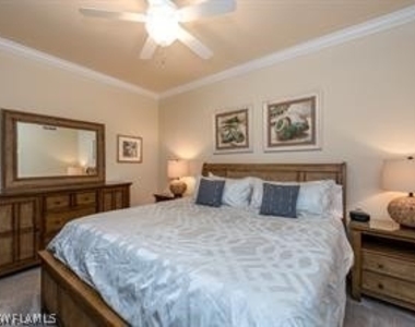 9723 Acqua Court - Photo Thumbnail 7