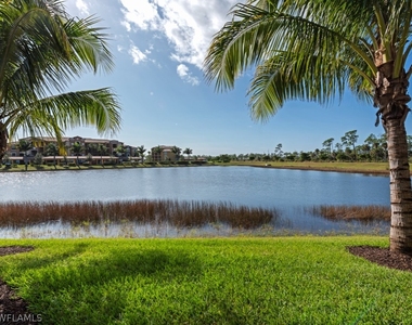 9723 Acqua Court - Photo Thumbnail 11