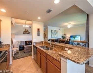 9723 Acqua Court - Photo Thumbnail 6