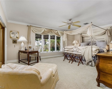 950 Galleon Drive - Photo Thumbnail 20
