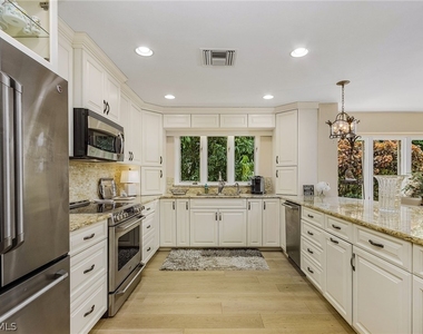 950 Galleon Drive - Photo Thumbnail 18