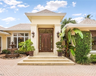 950 Galleon Drive - Photo Thumbnail 4