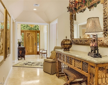 950 Galleon Drive - Photo Thumbnail 7