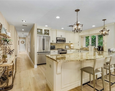 950 Galleon Drive - Photo Thumbnail 17