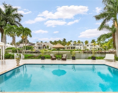 950 Galleon Drive - Photo Thumbnail 31