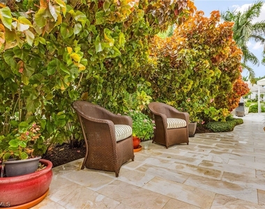 950 Galleon Drive - Photo Thumbnail 33