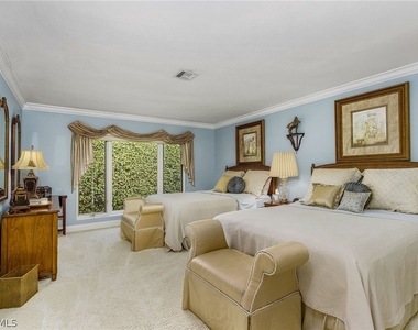 950 Galleon Drive - Photo Thumbnail 15