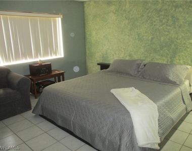 4010 Ice Castle Way - Photo Thumbnail 8