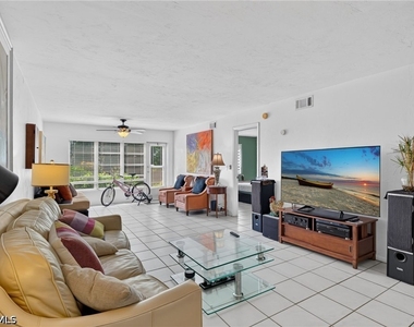 4010 Ice Castle Way - Photo Thumbnail 4
