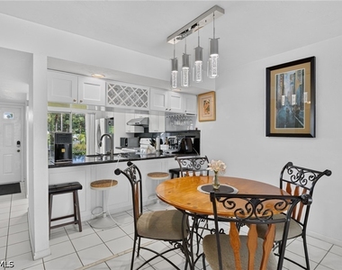 4010 Ice Castle Way - Photo Thumbnail 13