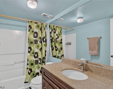 4010 Ice Castle Way - Photo Thumbnail 24