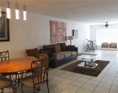 4010 Ice Castle Way - Photo Thumbnail 7