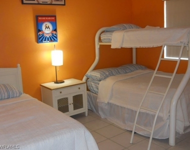 4010 Ice Castle Way - Photo Thumbnail 12