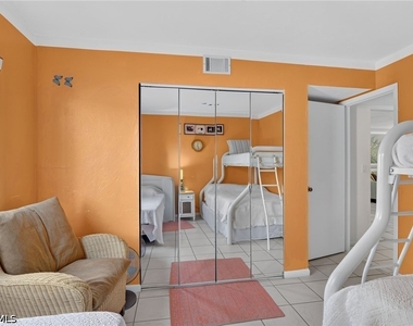 4010 Ice Castle Way - Photo Thumbnail 23